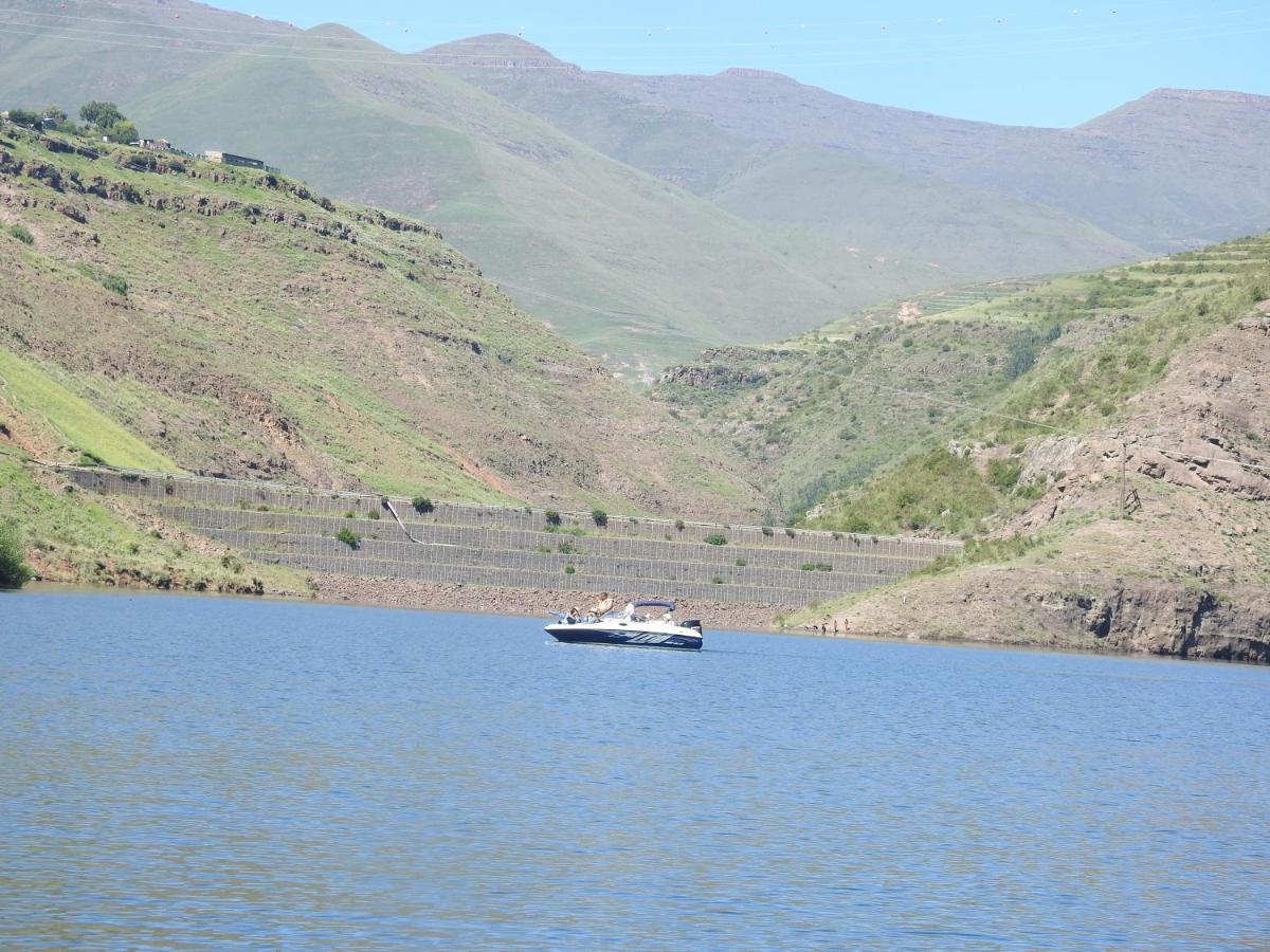 Motebong Lodge Bokong Buitenkant foto