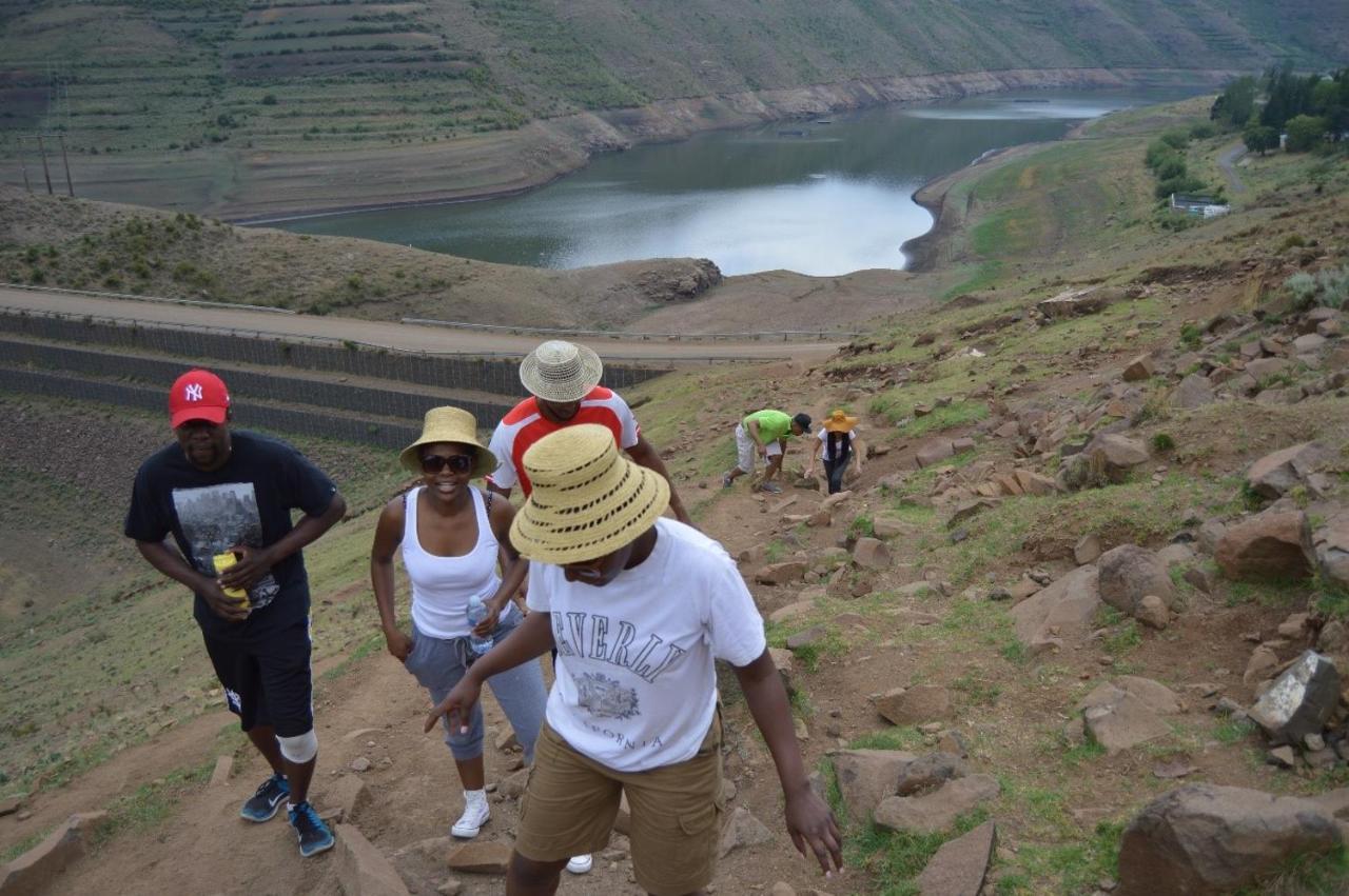Motebong Lodge Bokong Buitenkant foto